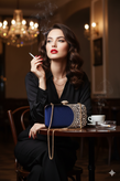 کیف زنانه مجلسی دستدوز جنس پارچه مخمل