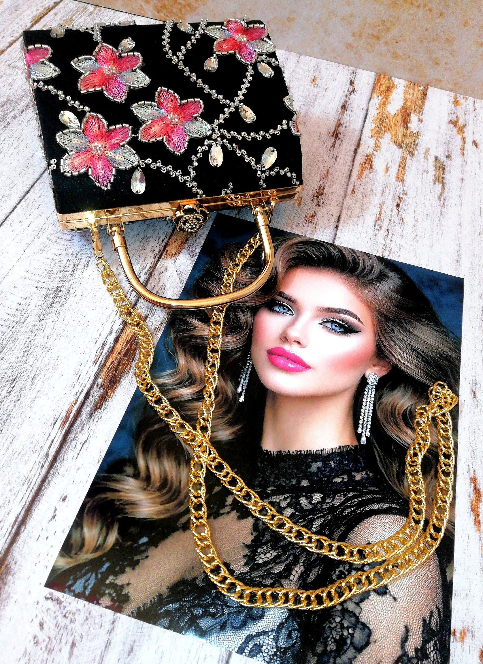 کیف مجلسی و کلاچ زنانه دست دوز_ مدل گیسو_ تور گلدوزی شده کار شده با سنگ ملیله منجوق پولک