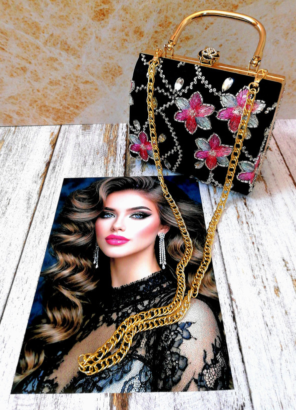 کیف مجلسی و کلاچ زنانه دست دوز_ مدل گیسو_ تور گلدوزی شده کار شده با سنگ ملیله منجوق پولک