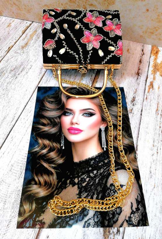 کیف مجلسی و کلاچ زنانه دست دوز_ مدل گیسو_ تور گلدوزی شده کار شده با سنگ ملیله منجوق پولک